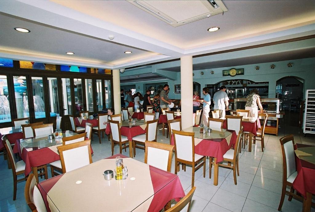 Grecian Fantasia Resort ファリラキ エクステリア 写真